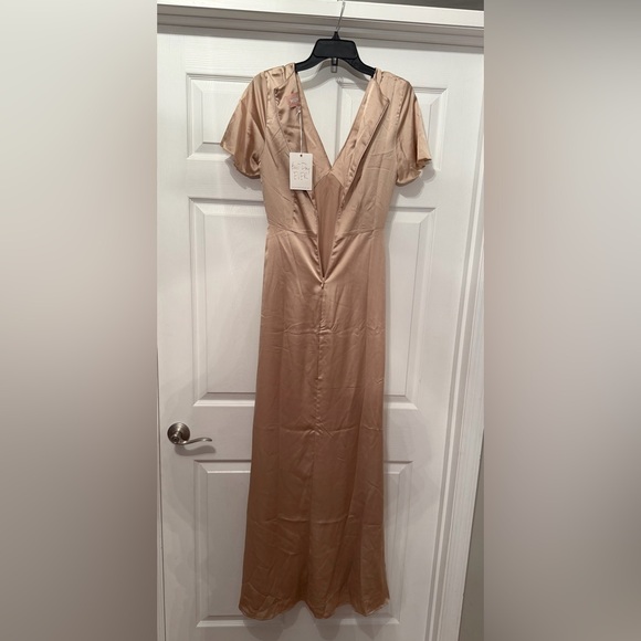 NWT Show Me Your Mumu Rome Twist Gown XS - Picture 6 of 16
